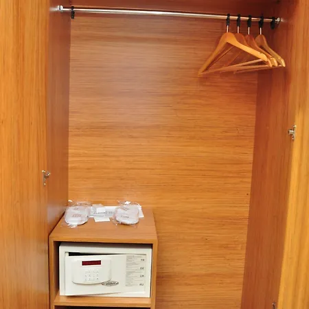 호텔 Vplus Atasehir 4*